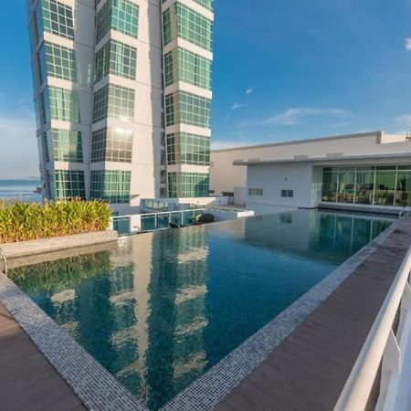 Loft Pano Seaview Suite 2 Bedroom By The Only Bnb Jelutong Екстериор снимка