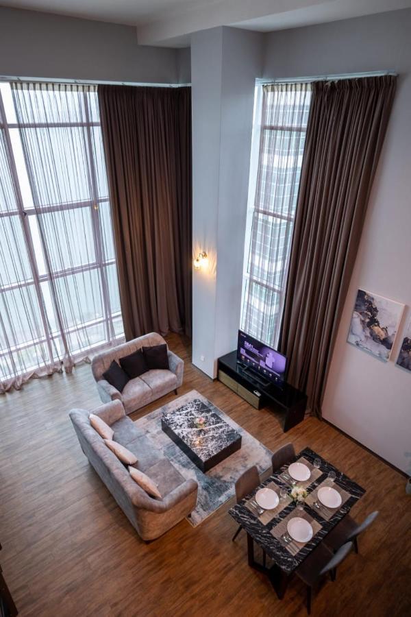 Loft Pano Seaview Suite 2 Bedroom By The Only Bnb Jelutong Екстериор снимка