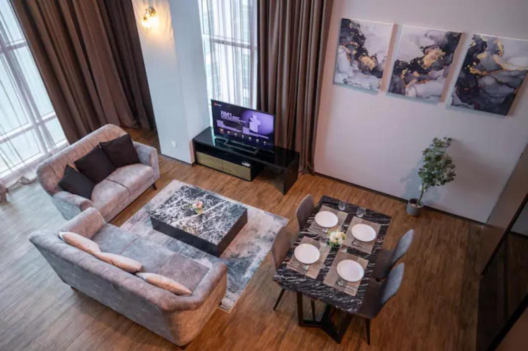 Loft Pano Seaview Suite 2 Bedroom By The Only Bnb Jelutong Екстериор снимка