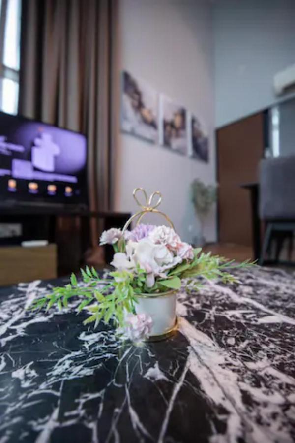 Loft Pano Seaview Suite 2 Bedroom By The Only Bnb Jelutong Екстериор снимка